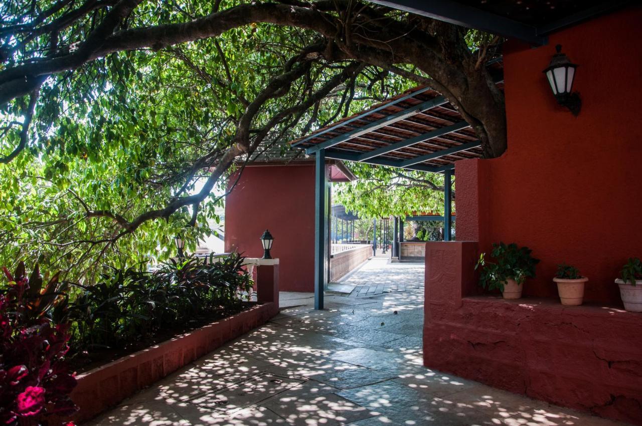 Brightland Resort & Spa Mahābaleshwar Esterno foto